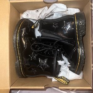 Brand new Dr.Martens toddler girl boots